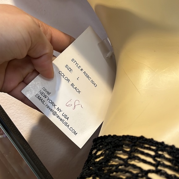 Ravel pretty see through dress size L but fits a S or M - Picture 3 of 3